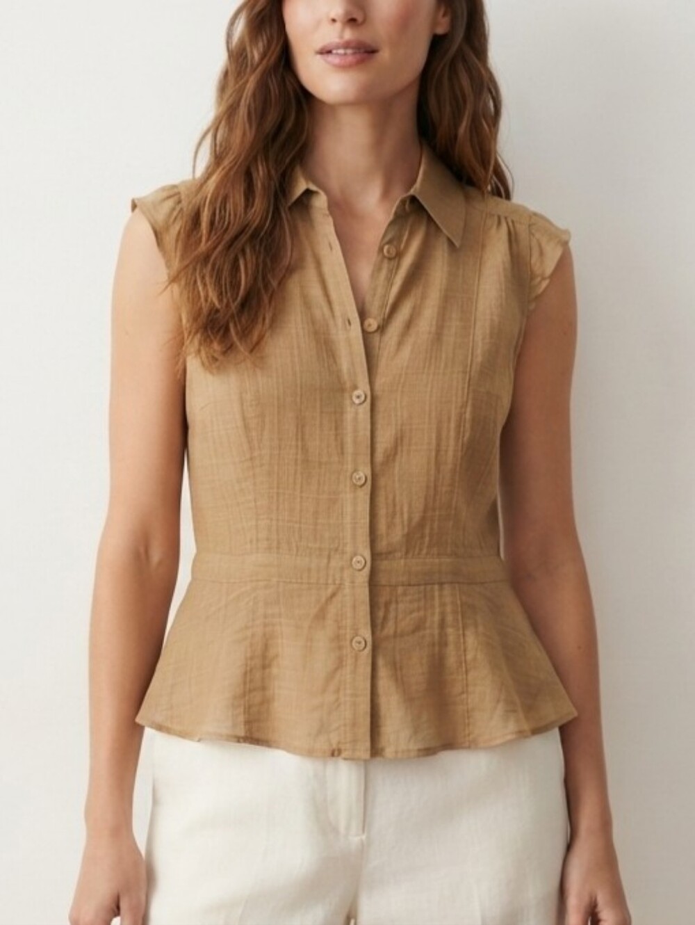 XS Club Monaco 100% Cotton Sleeveless Button-Front Blouse in Tan